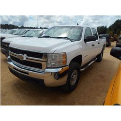 2009 CHEVROLET 2500HD PICKUP, VIN/SN:1GCHK43K69F162940 - V8 GAS ENGINE, A/T, CREW CAB, TOOL BOX, ODO