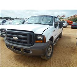 2006 FORD F250 XL PICKUP, VIN/SN:1FTSW21P46EC20364 - 4X4, CREW CAB, POWERSTROKE DIESEL ENGING, A/T, 