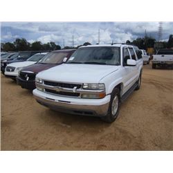 2004 CHEVROLET SUBURBAN VIN/SN:1GNEC16Z44J101588 - V8 GAS, A/T, ODOMETER READING 266,965 MILES