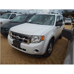2010 FORD ESCAPE, VIN/SN:1FMCU0C76AKB11146 - GAS ENGINE, A/T, ODOMETER READING 243,134 MILES