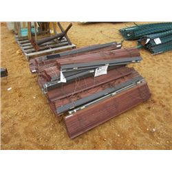 1 LOT WOODEN VENETIAN BLINDS