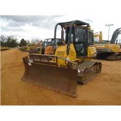 2011 KOMATSU D39PX-22 CRAWLER TRACTOR, VIN/SN:3642 - 6 WAY BLADE, SWEEPS, SIDE & REAR SCREENS, ECAB 
