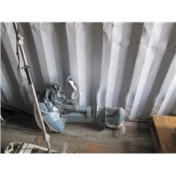 EVINRUDE 15HP OUTBOARD MOTOR