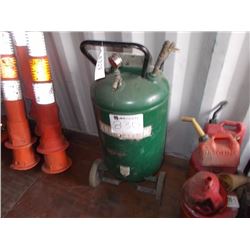 CRAFTSMAN 33 GALLON AIR TANK