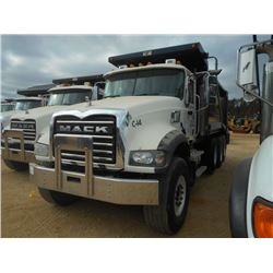 2007 MACK CTP713 DUMP, VIN/SN:1M2AT04C17M003391 - TRI-AXLE, MACK 405 HP MP7 ENGINE, MACK 310M TRANS,