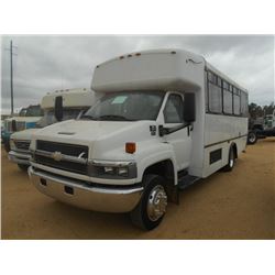 2007 CHEVROLET C4500 PASSENGER BUS, VIN/SN:1GBE4V1267F404553 - DURAMAX DIESEL ENGINE, A/T, CHAMPION 