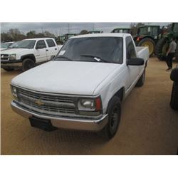 2000 CHEVROLET 2500 PICKUP, VIN/SN:1GCGC24R4YR148282 - GAS ENGINE, A/T, ODOMETER READING 238,775 MIL