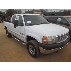 2002 GMC SIERRA 2500HD PICKUP, VIN/SN:1GTHC29142E143458 - CREW CAB, DURAMAX DIESEL ENGINE, A/T, ODOM
