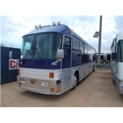 1998 AMERICAN EAGLE ENTERTAINE BUS, VIN/SN:1EUBM6A13WB004098 42', 500 HP 12.7 DETROIT DIESEL ENG, AU