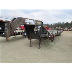 1998 DIAMOND GOOSENECK TRAILER, VIN/SN:46UFU4026W1054856 - 40', 5' DOVETAIL, FOLD UP RAMP, 235/85R16