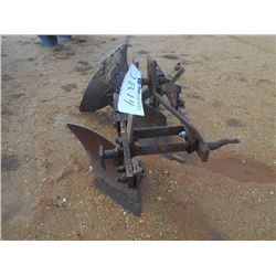 3 ROW BOTTOM PLOW