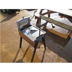 JAMES MANUAL WASHING MACHINE W/RINGER