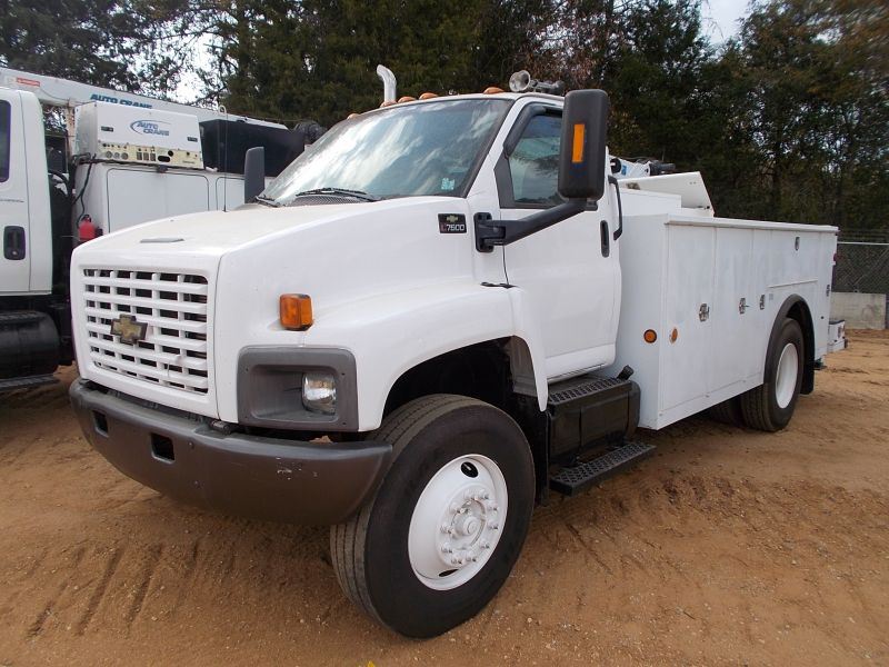 2005 Chevrolet C7500 Service Truck Vin Sn 1gbk7c1c75f500454 S A Cat C7 Engine 6 Spd Trans Adkin 2005 Chevrolet C7500 Service Truck Vin Sn 1gbk7c1c75f500454 S A Cat C7 Engine 6 Spd Trans Adkin