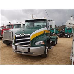 2005 MACK CX613 TRUCK TRACTOR, VIN/SN:1M1AE05Y05N021154 - MACK DIESEL ENG, 10 SPD TRANS, 40K REARS, 