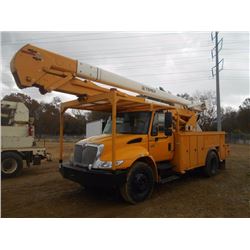 2006 INTERNATIONAL 4300 BUCKET TRUCK, VIN/SN:1HTMMAAN16H326585 - S/ A, INTERNATIONAL DT466 DIESEL EN