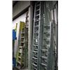 Image 2 : 3 LOUISVILLE 10' SCAFFOLDING PLATFORMS