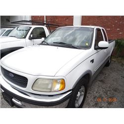 1998 Ford F150 Lariat 3-Dr. X-Cab Short Bed Pick Up