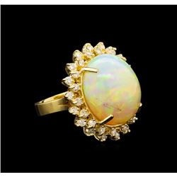 17.50ct Opal and Diamond Ring - 14KT Yellow Gold