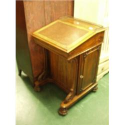 Superb early 19c rosewood Davenport with scro…