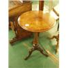 Image 1 : Victorian walnut pedestal wine table with inl…