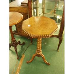 Early 19c walnut occasional table with twist …