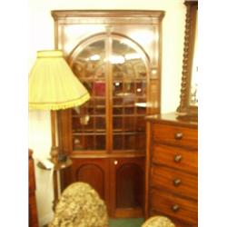 Fine quality Georgian style mahogany corner c…