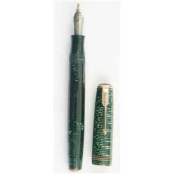 A Parker oversize Vacumatic, in green pearl (1)...