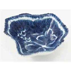 A Bow leaf-shaped pickle dish, painted with a grape and leaf pattern in underglaze blue, 3.5in....