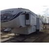 Image 1 : 2012 ELKRIDGE 34' (BY HEARTLAND) FIFTH WHEEL HOLIDAY TRAILER