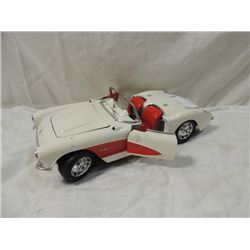 BURAGO 1:24 SCALE 1957 CHEVROLET CORVETTE DIE CAST