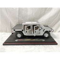 MAISTO HUMMER HARD TOP DIE CAST MODEL ON STAND