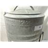 Image 2 : VINTAGE IGLOO GALVANIZED DRINK DISPENSER 3 GAL