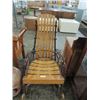 Image 1 : PENNSYLVANIA TWIG ADULT ROCKER OAK SLATS NAILED