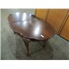 Image 2 : OVAL WALNUT DINING ROOM TABLE BALL CLAW