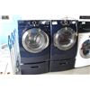 Image 1 : SAMSUNG FRONTLOAD WASHER AND DRYER WITH PEDESTALS