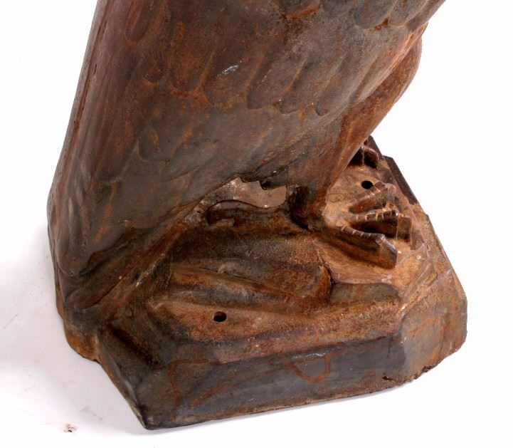 Original White Eagle Gasoline Cast Iron Statue