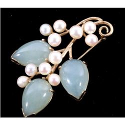 Exceptional Ming's Jade & Pearl 14k Gold Brooch