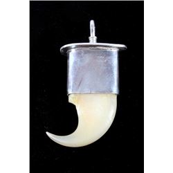 Navajo Large Mountain Lion Trophy Claw Pendant