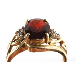 10k Gold & Oval Cut Garnet Cocktail Ring