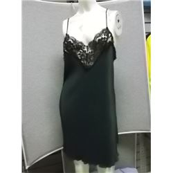 SLIP - NEW - JESSICA - DARK GREEN - MEDIUM - CRINKLE WITH BLACK LACE & DESIGN - STRAPS
