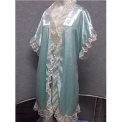 NEW - AVON - AQUA - MED - CREAM LACE - 2 PC