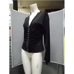 TOP - NEW - VENUS - BLACK - SMALL - LONG SLEEVE - MANY HOOKS IN FRONT