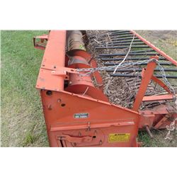 Massey Ferguson combine pickup head