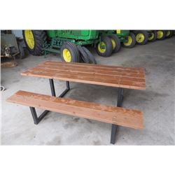 New  Picnic table