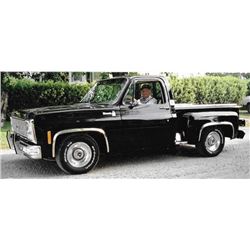 1980 CHEVROLET SILVERADO C10 SHORTBOX STEPSIDE PICK-UP