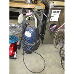 1900 PSI Power Washer - used