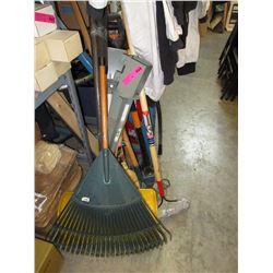 11 Gardening tools - used
