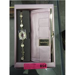 New "Artistry" women's clutch & necklace