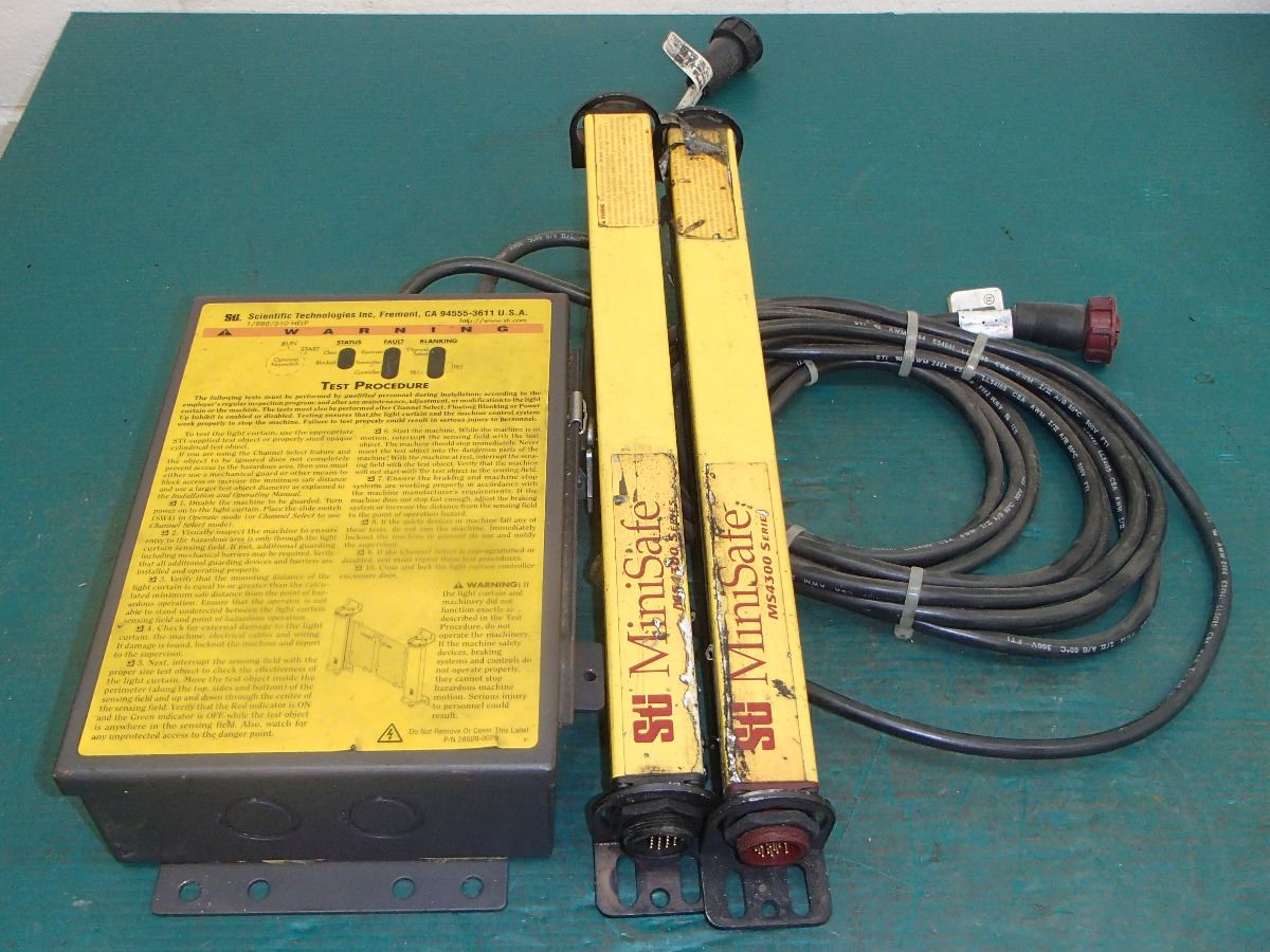 STI MiniSafe Light Curtain Controller With Receiver and Transmitter