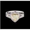 Image 2 : 1.65ctw Fancy Light Yellow Diamond Ring - 14KT Two-Tone Gold